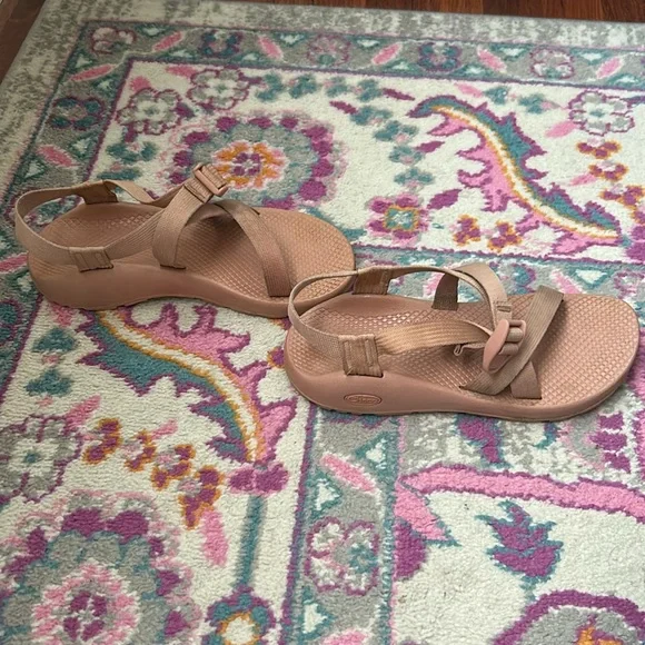 Women’s Z1 Chaco Monochrome Desert Rose Size 8 - Picture 4 of 6
